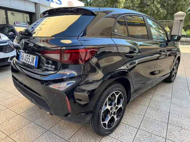 MG MG3 view 4