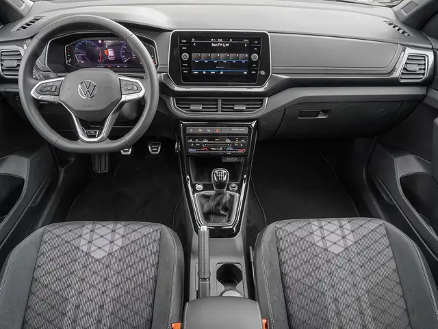 Volkswagen T-Cross view 10