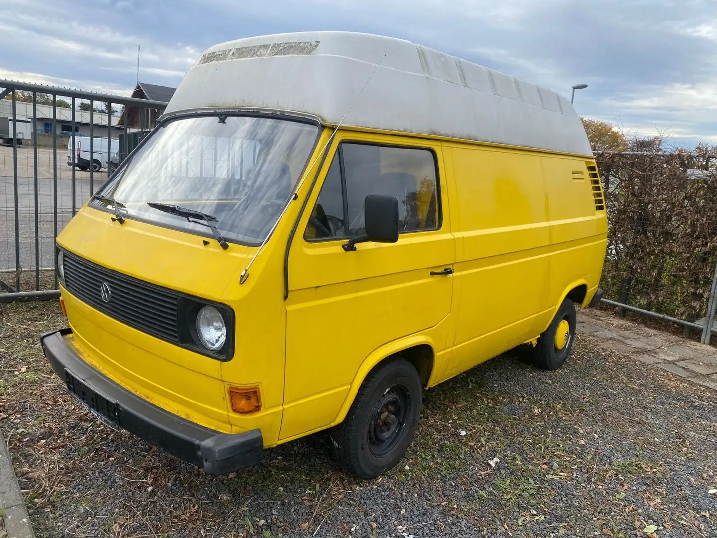 Volkswagen T3 Kastem Hoch*MOTORSCHADEN*Tüv01/27*kein ROST Żółty - 2