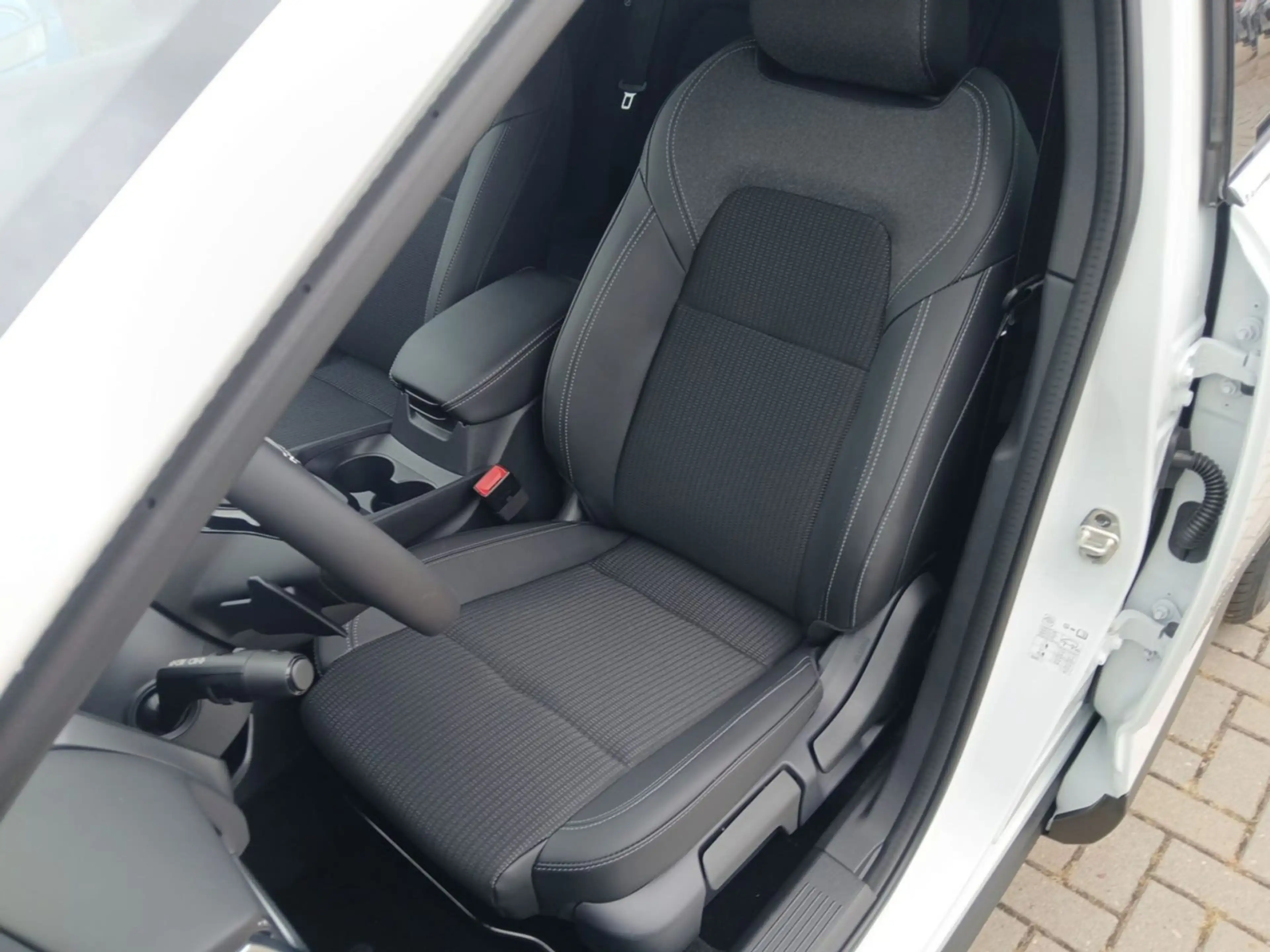 Nissan Qashqai QASHQAI 1.3 DIG-T MHEV 158 PS — photo 15