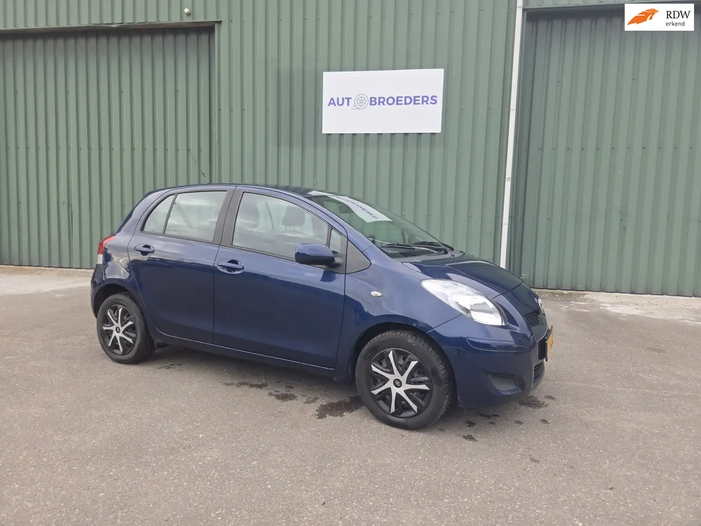 Toyota Yaris 1.3 VVTi Aspiration - AUTOMAAT - AIRCO - 5 DEURS Blau - 1