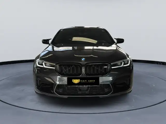 BMW M5 *MEGA-SOUND *MEGA-AUSTATTUNG