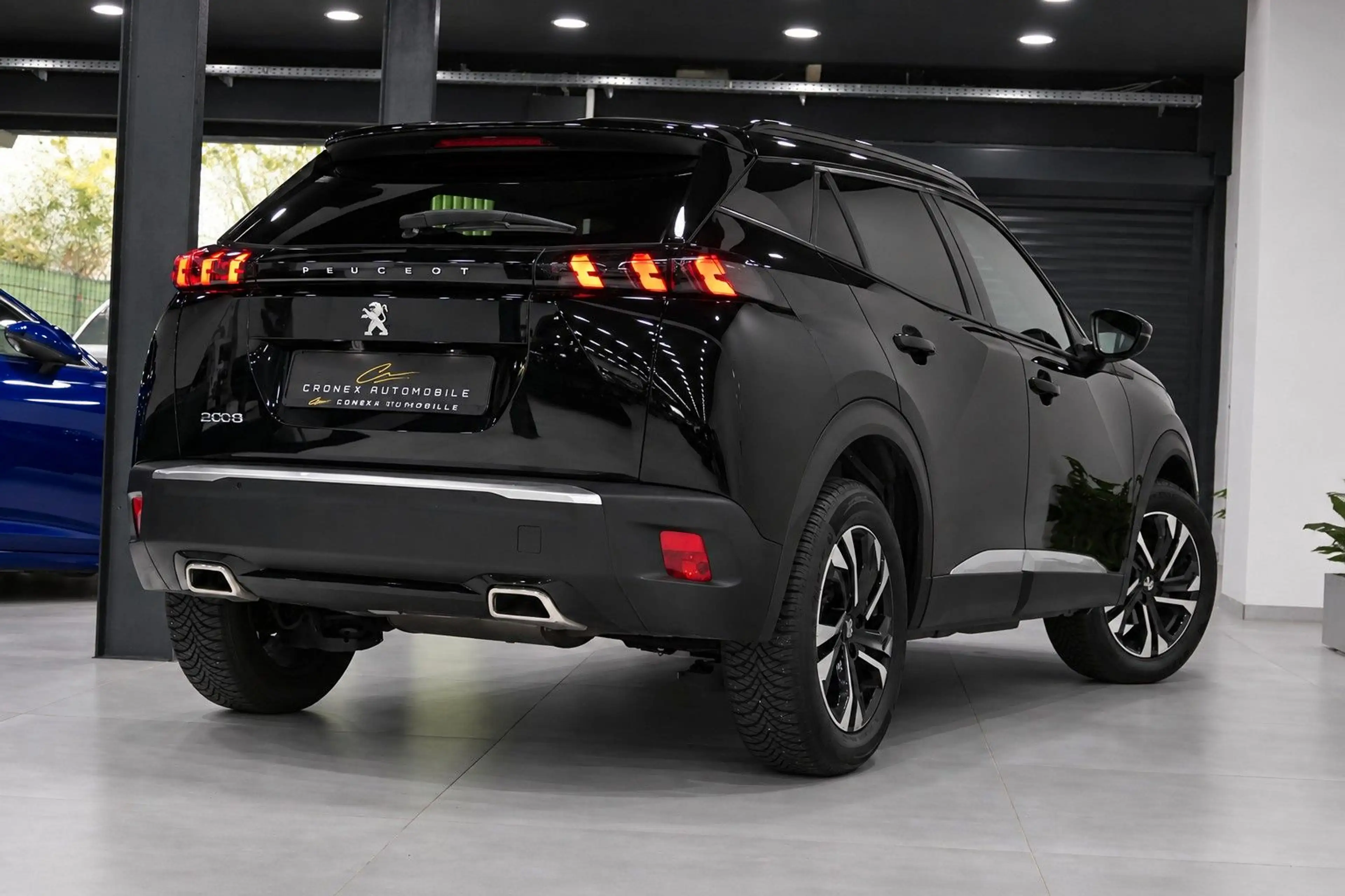 Peugeot 2008 Allure Pack/Navi/180°Kamera/LED/Shz/DAB+/LM — photo 2