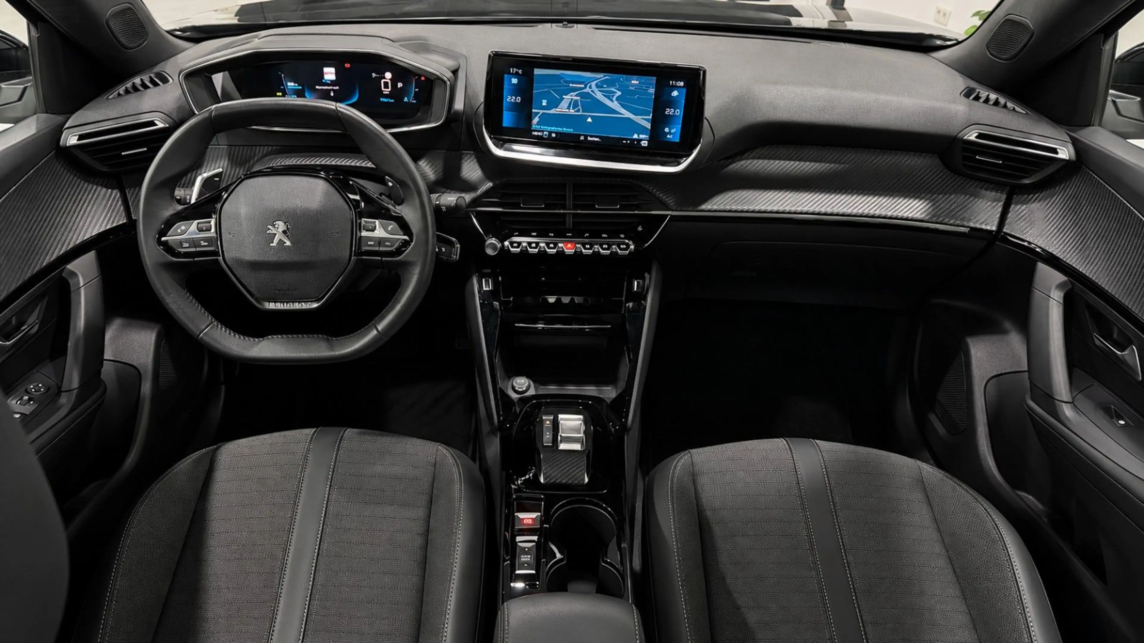 Peugeot 2008 Allure Pack/Navi/180°Kamera/LED/Shz/DAB+/LM — photo 3
