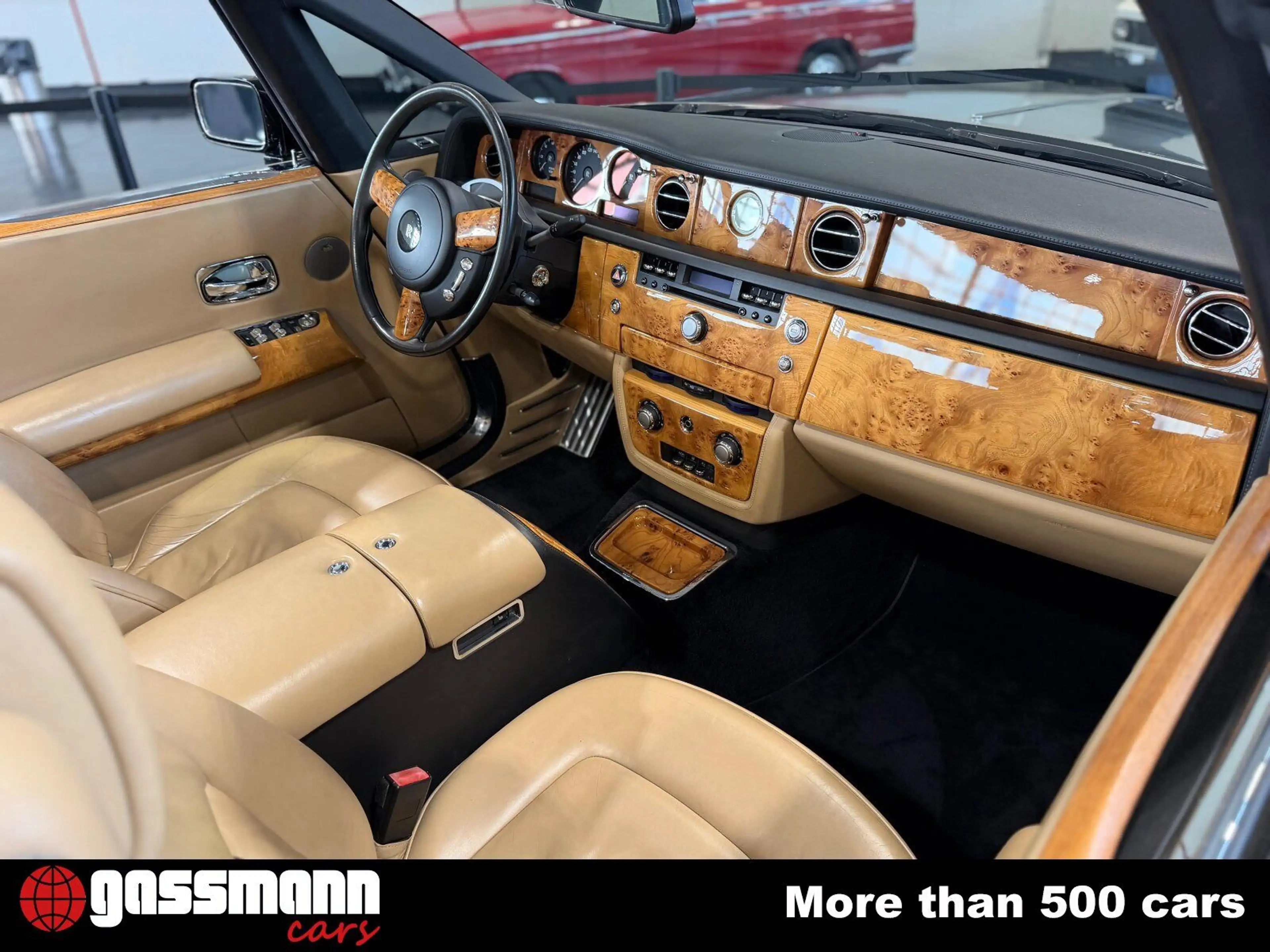 Rolls-Royce Phantom Drophead Coupe Cabrio — photo 12