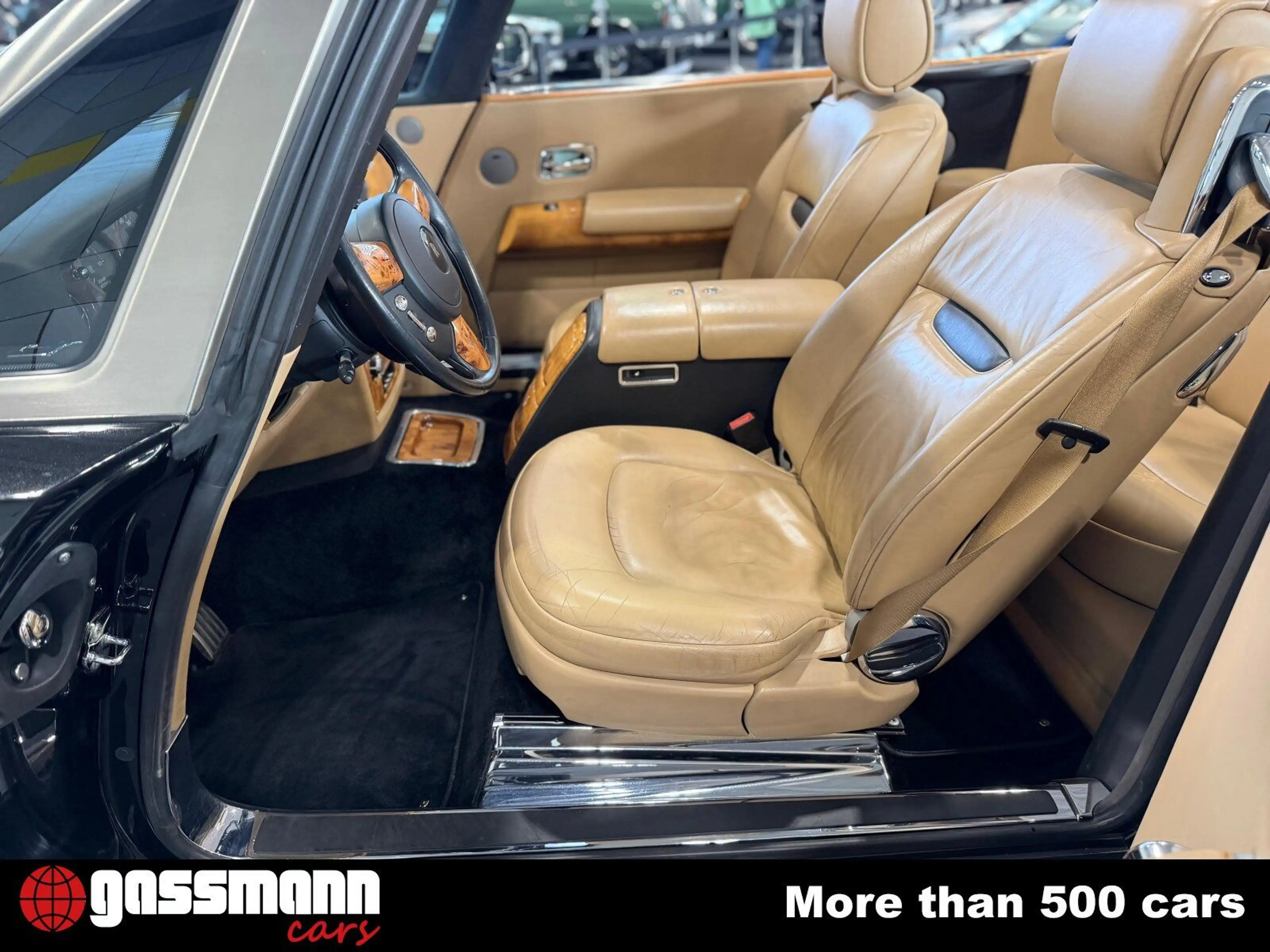 Rolls-Royce Phantom Drophead Coupe Cabrio — photo 8