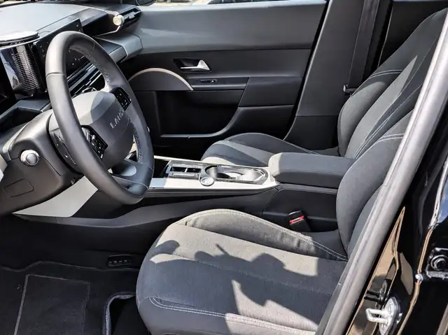 Lancia Ypsilon view 3