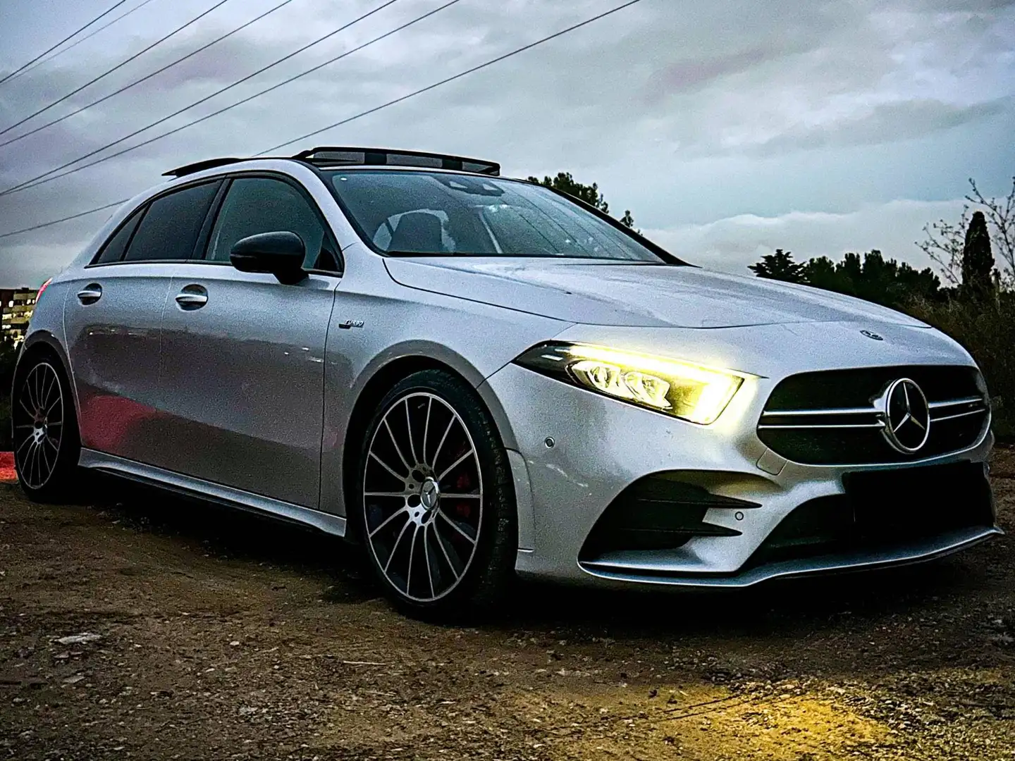 Mercedes-Benz A 35 AMG A 35 AMG 4Matic 7G-DCT AMG Plateado - 1