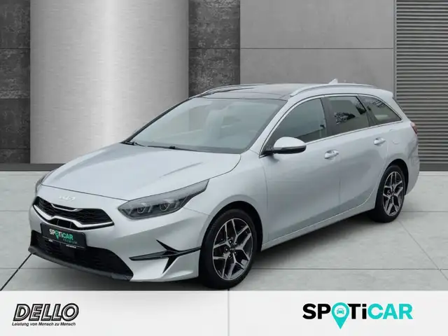 Kia Ceed SW / cee'd SW 1.5 TGDI Spirit AT El. Panodach Navi Digitales Coc