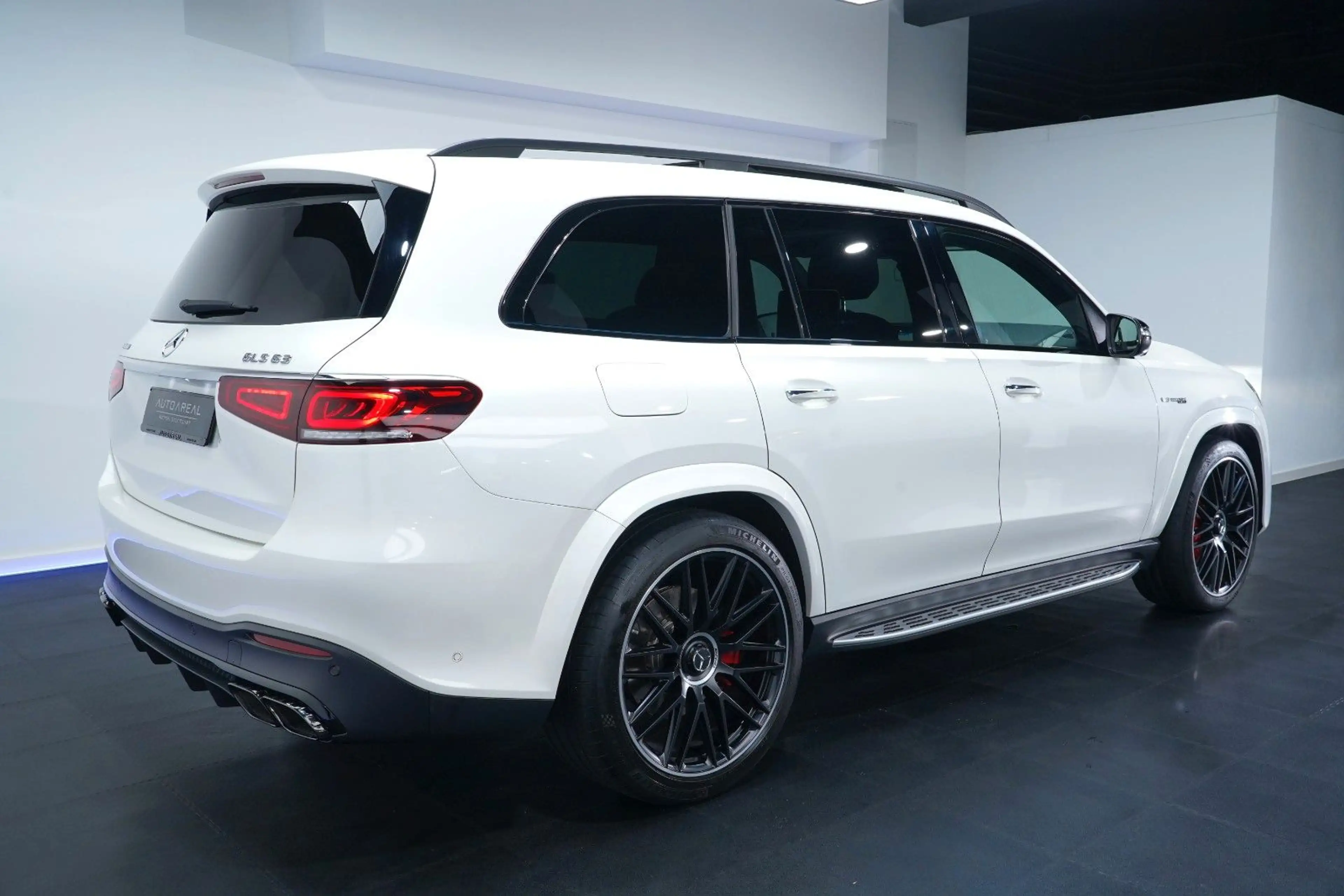Mercedes-Benz GLS 63 AMG AMG GLS 63 4Matic+ PANO/TV/BURMESTER®/360/23"AMG — photo 2