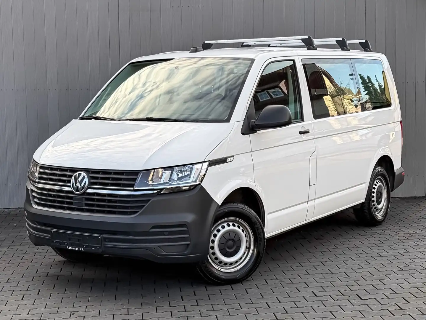 Volkswagen T6 Kombi T6.1 DSG Kombi 5-SITZ|AHK|CARPLAY|PDC|1.HAND|+++ Blanc - 1