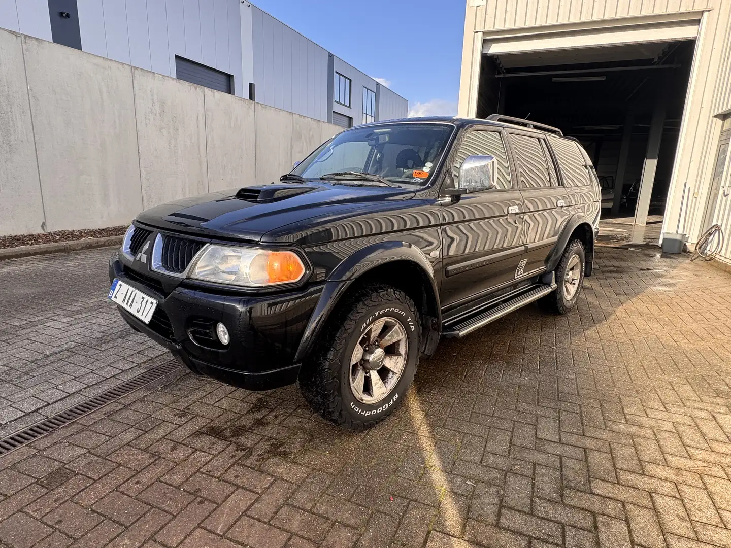 Mitsubishi Pajero Sport 2.5 TD Only Export Negro - 1