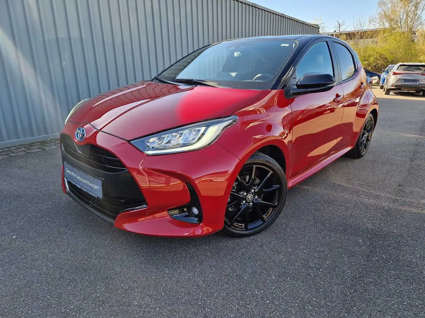 Toyota Yaris Hybrid 1.5 VVT-i Style Rot - 1