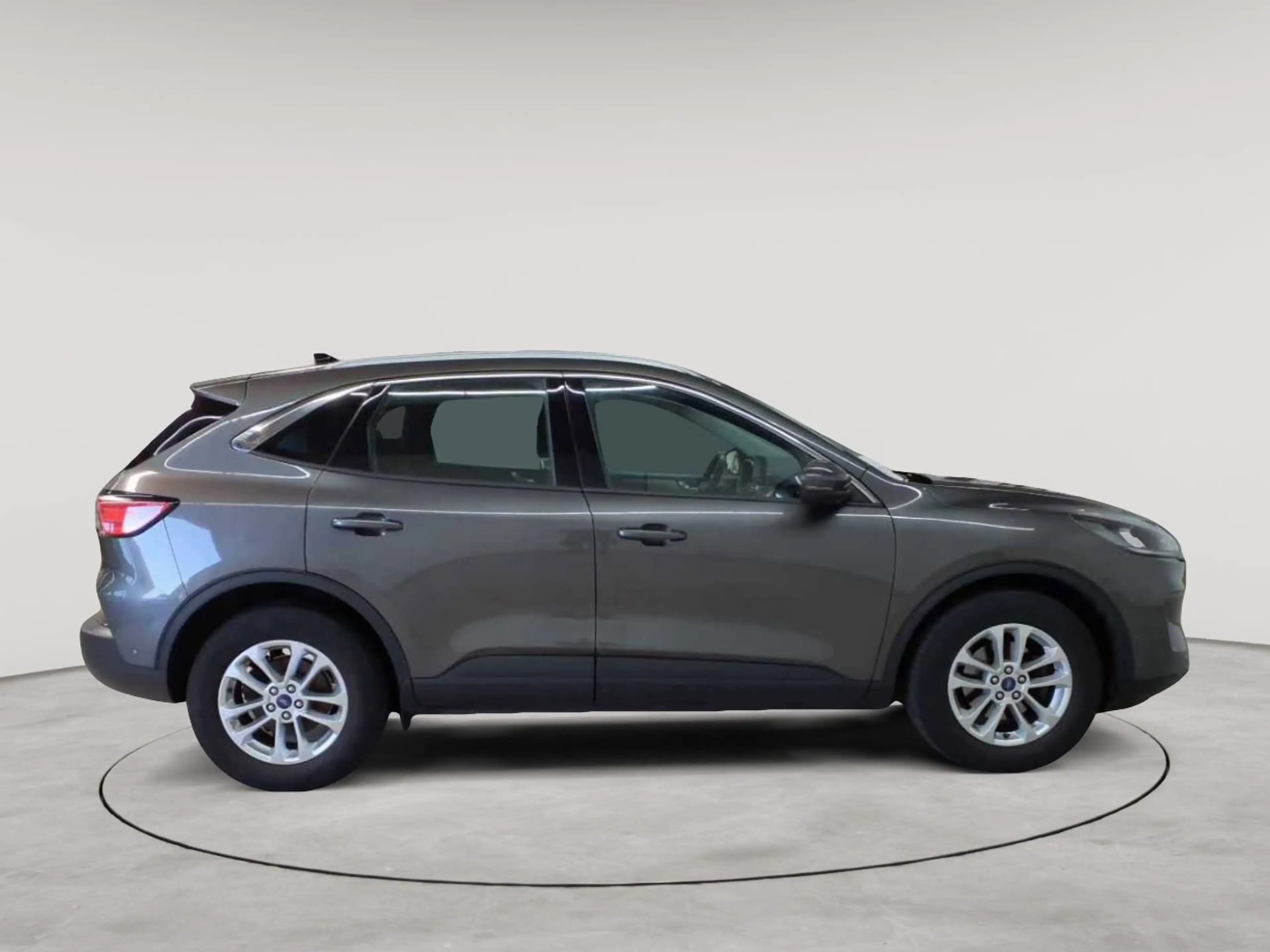 Ford Kuga Kuga 1.5 EcoBlue Aut. TITANIUM — photo 3