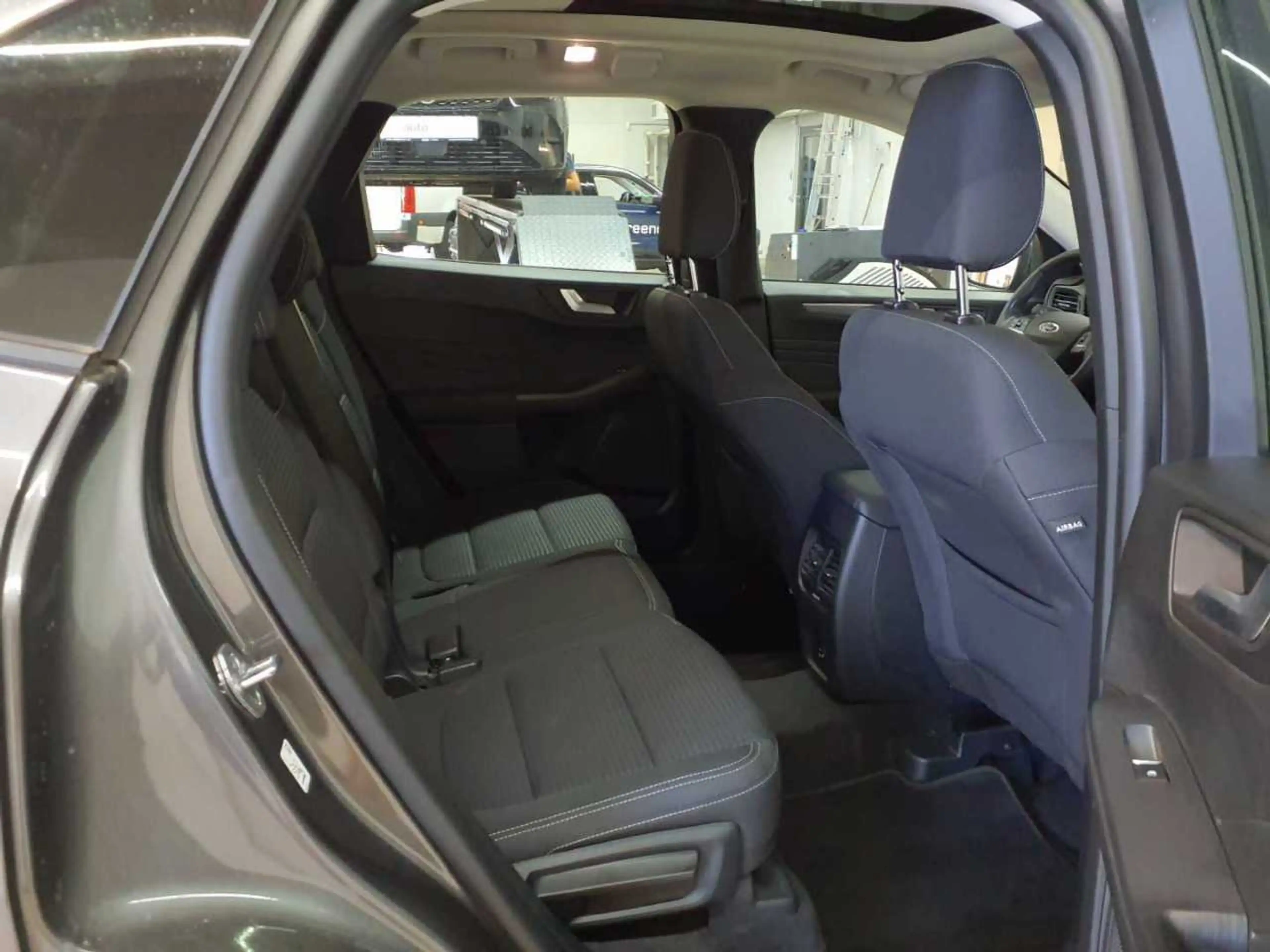 Ford Kuga Kuga 1.5 EcoBlue Aut. TITANIUM — photo 14