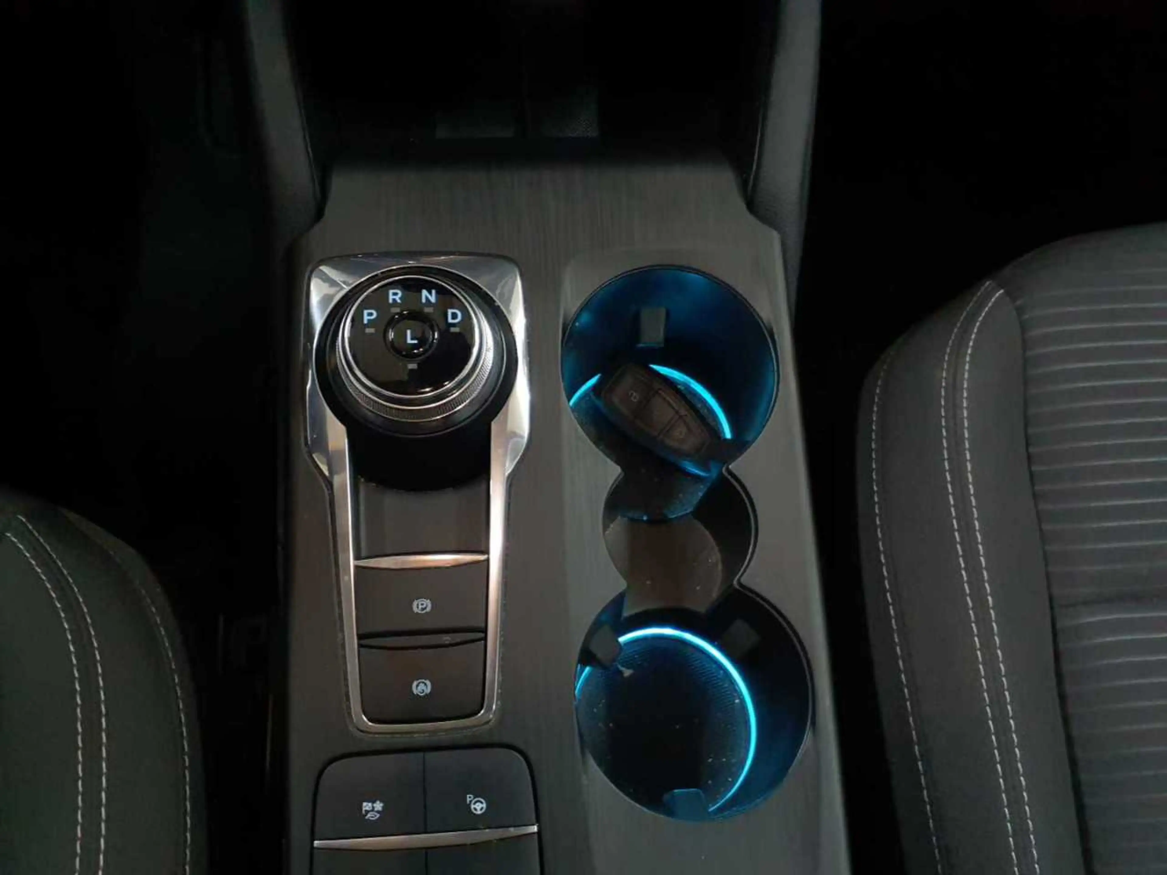 Ford Kuga Kuga 1.5 EcoBlue Aut. TITANIUM — photo 10