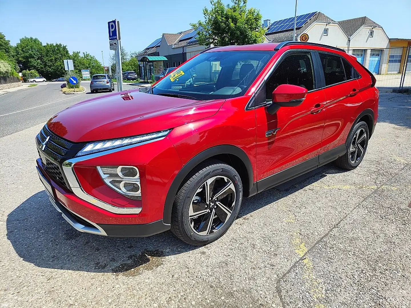 Mitsubishi Eclipse Cross 2,4 PHEV 4WD Intense+ CVT Aut. Roşu - 2