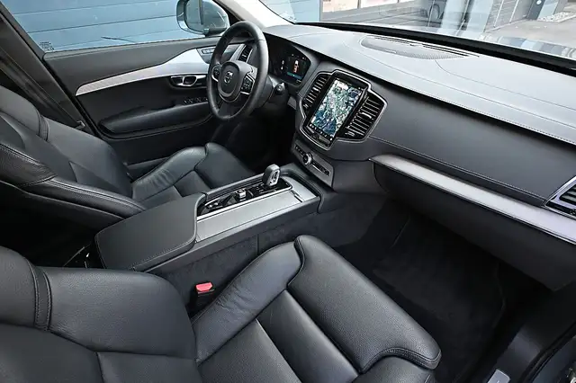 Volvo XC90 T8 AWD Recharge PHEV Plus Bright Geartronic ACC... Ansicht 4