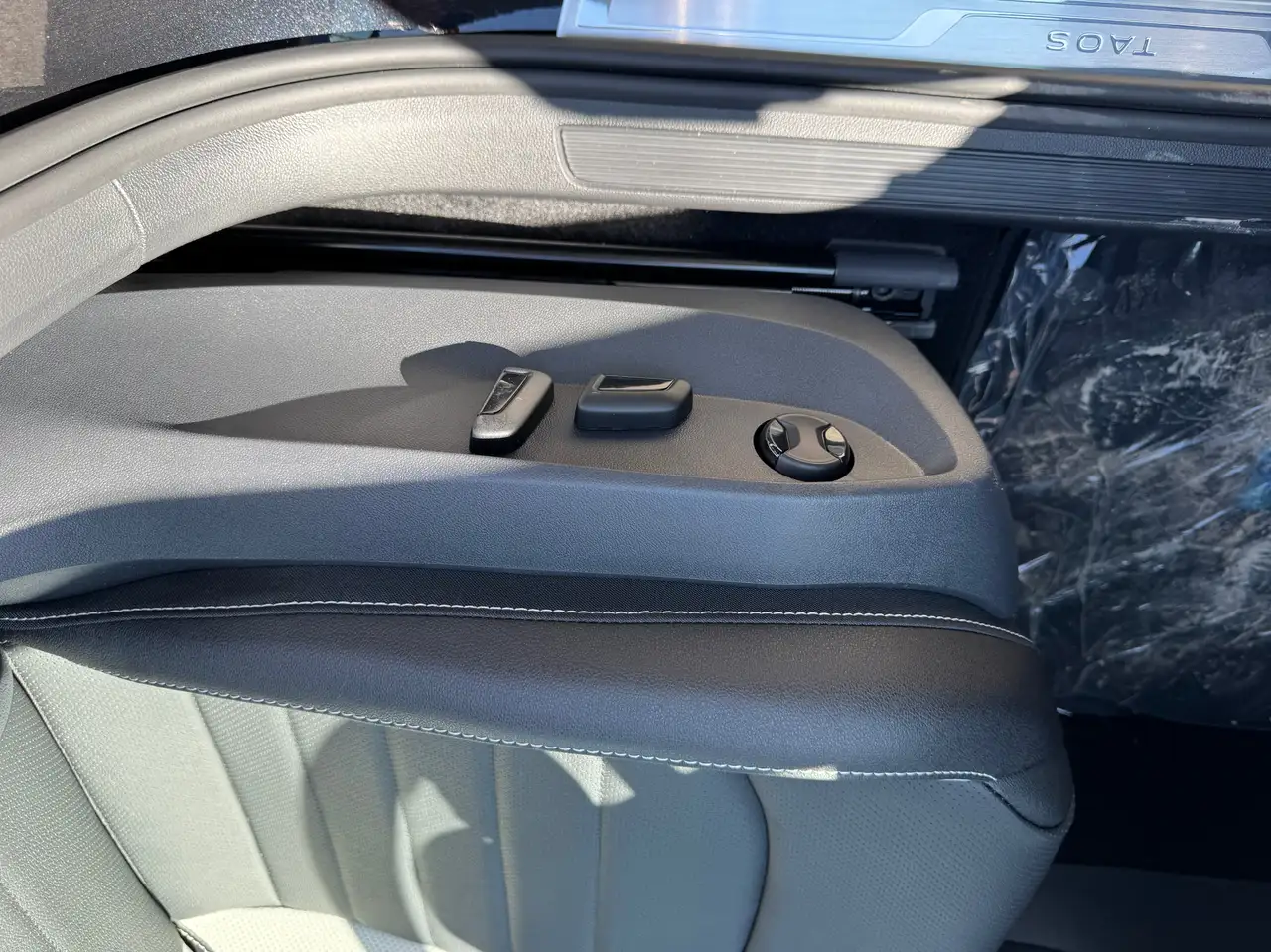Volkswagen Taos снимка Volkswagen Taos