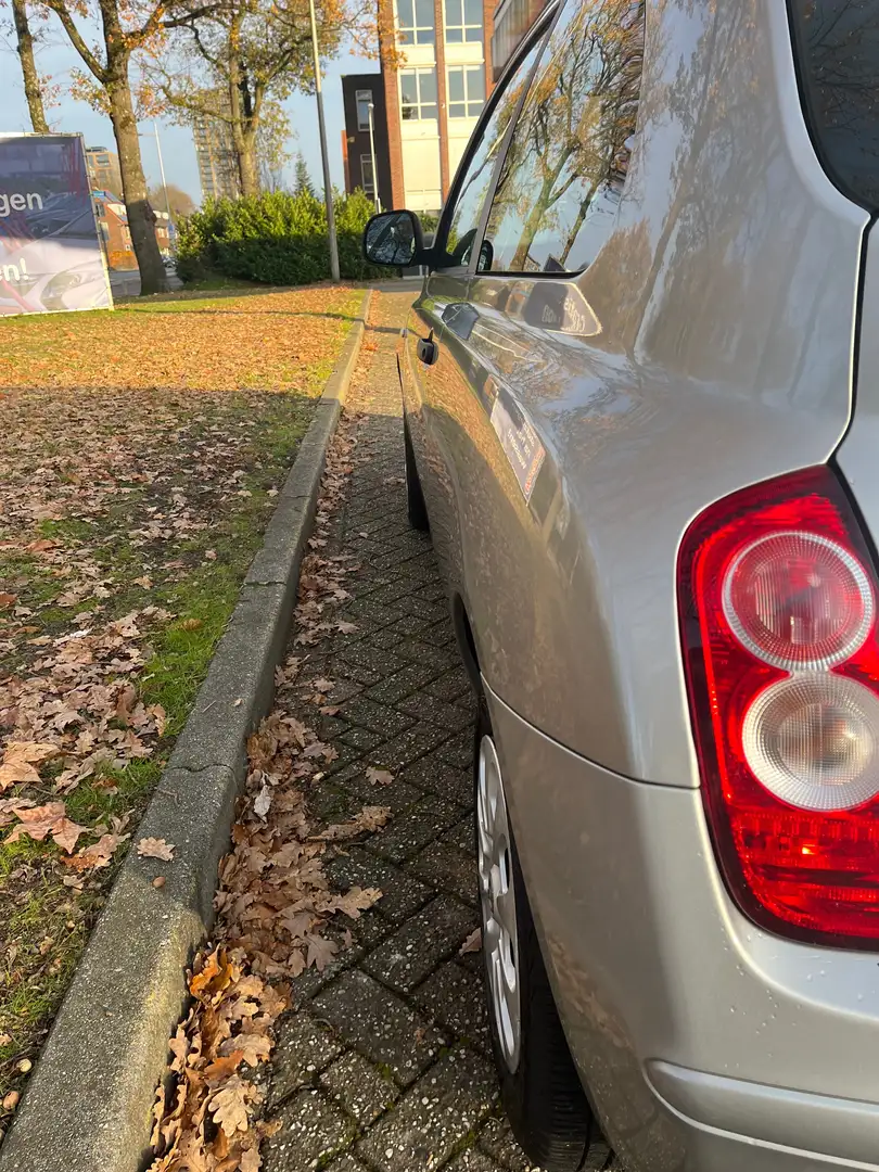 Nissan Micra Micra 1.2 Mix Zilver - 2