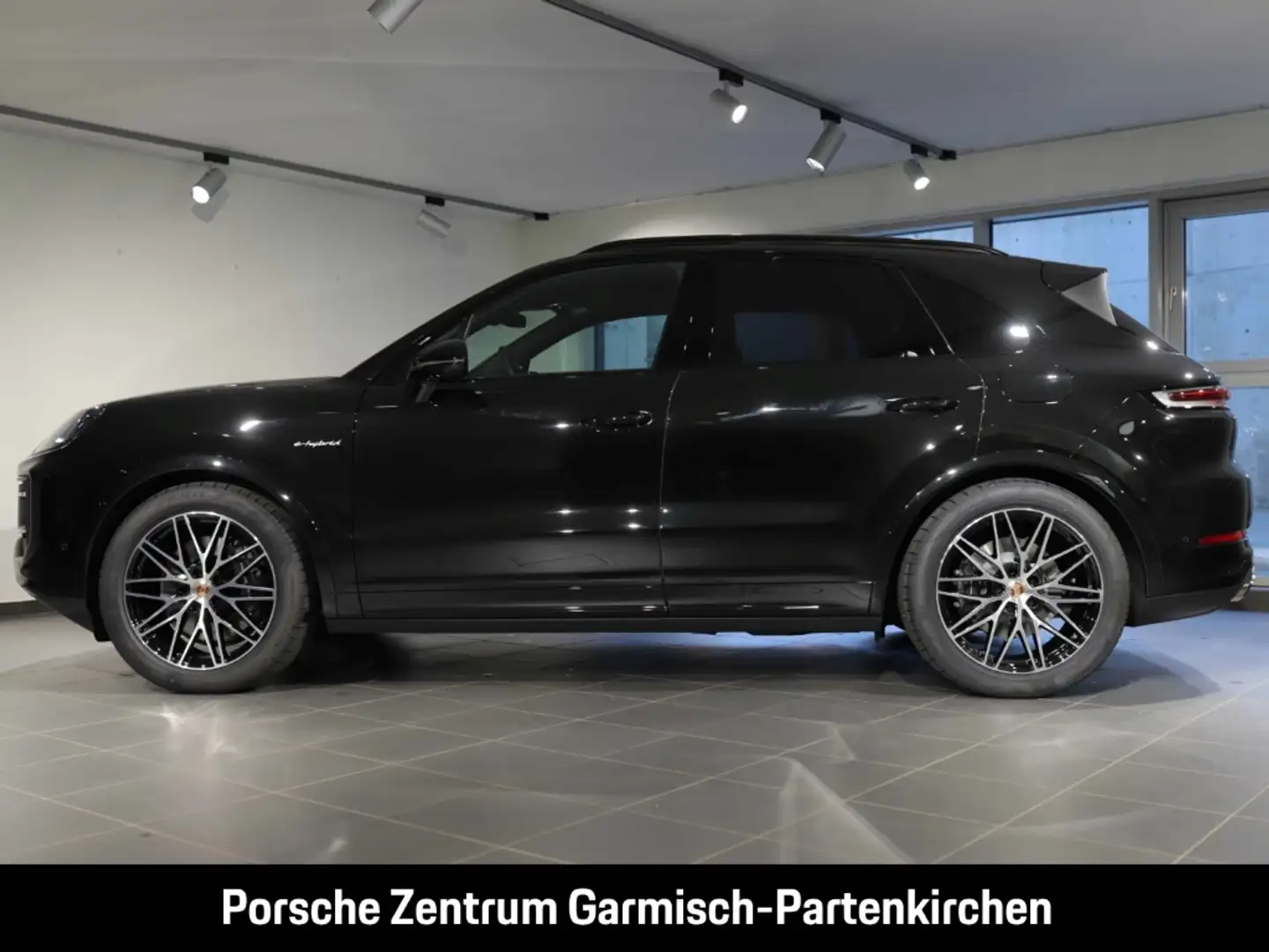 Porsche Cayenne E-Hybrid Black Edition StandHZG 360 Schwarz - 2