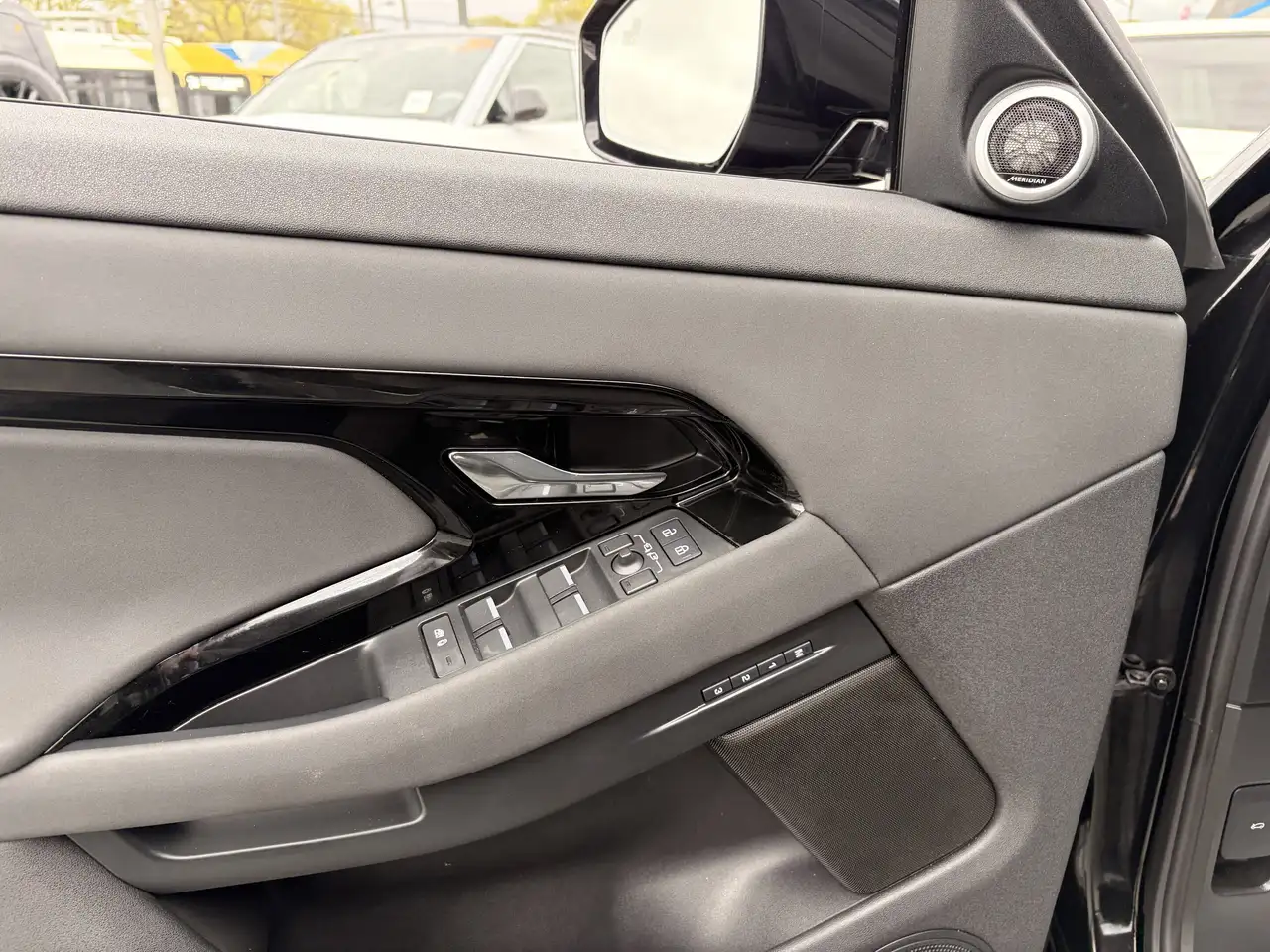 Land Rover Range Rover Evoque снимка Land Rover Range Rover Evoque