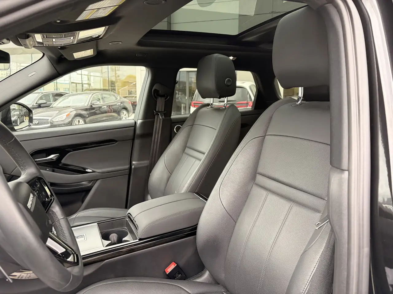 Land Rover Range Rover Evoque снимка Land Rover Range Rover Evoque