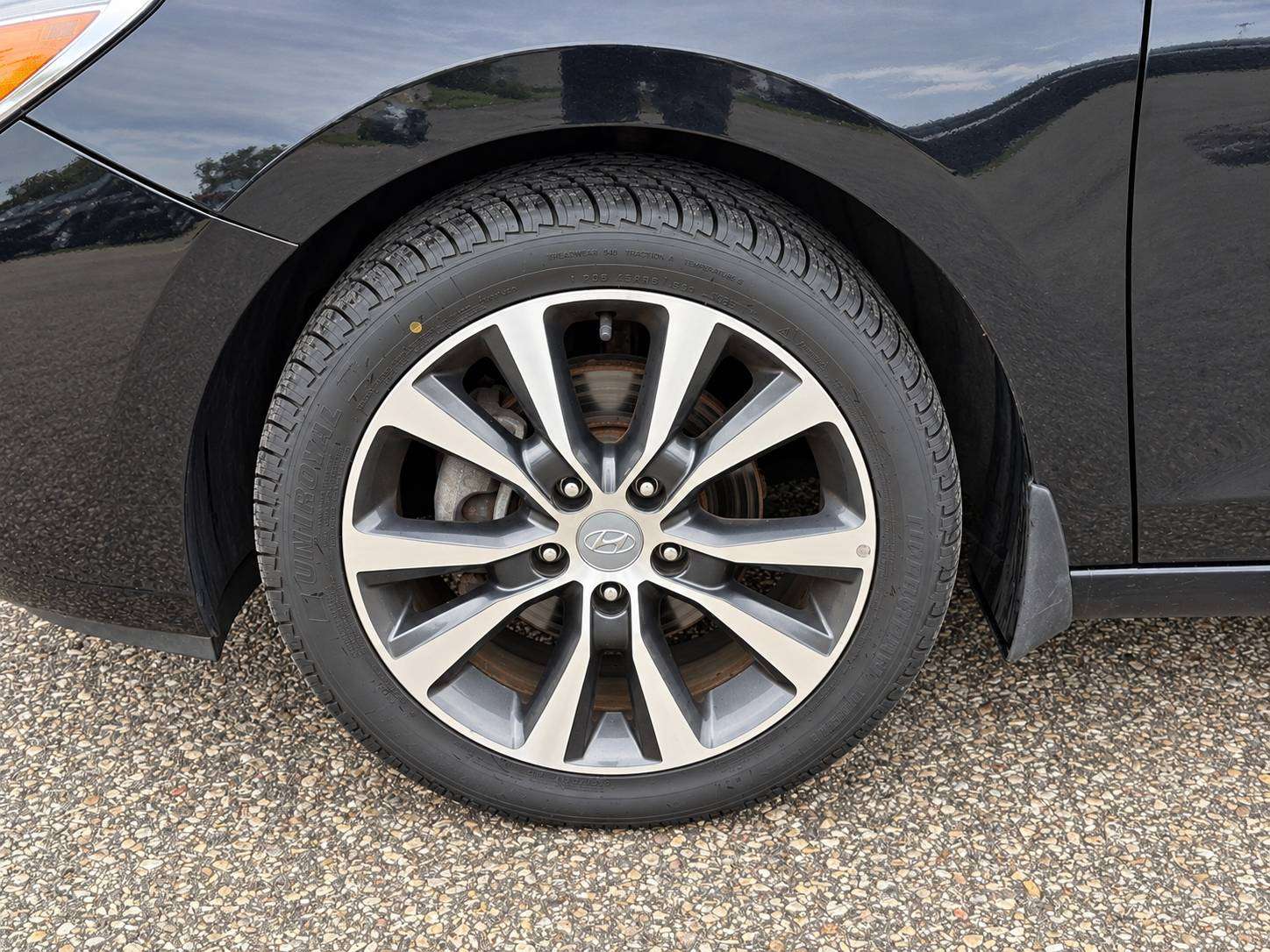 2019 Hyundai Elantra GT Luxury | 1 Owner | Pano Roof | Heated Wheel — снимка 1