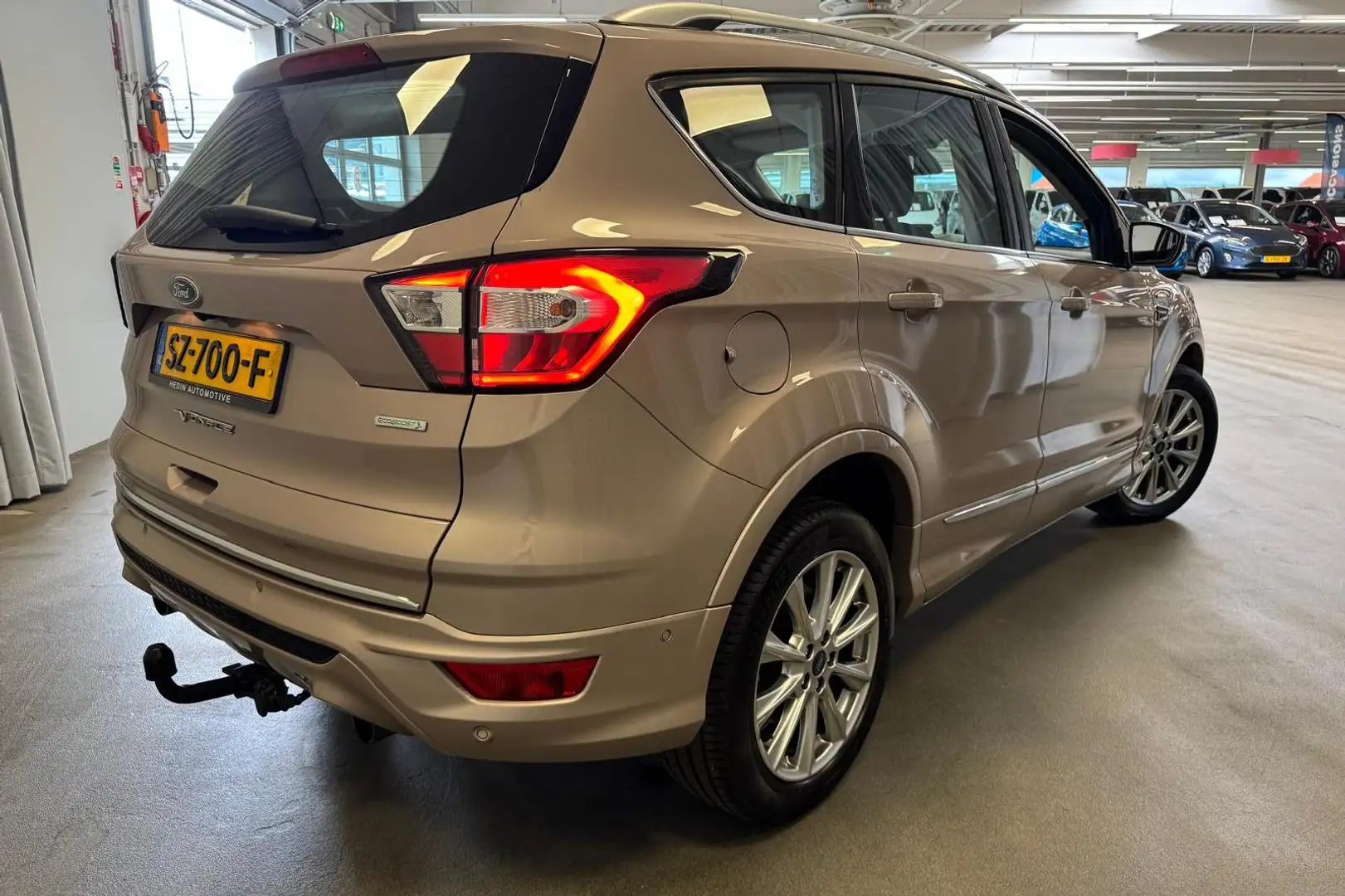 Ford Kuga 1.5 EcoBoost Vignale Automaat |  Camera | Memory | Grijs - 2