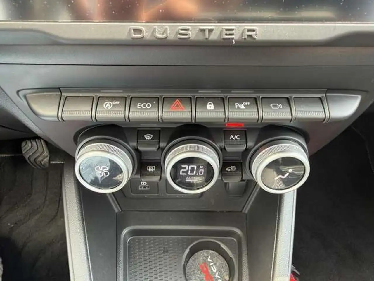 Dacia Duster — photo 18