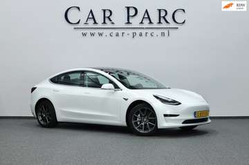 Standard RWD Plus 60 kWh PANORAMADAK/LEER+S.VERWAR