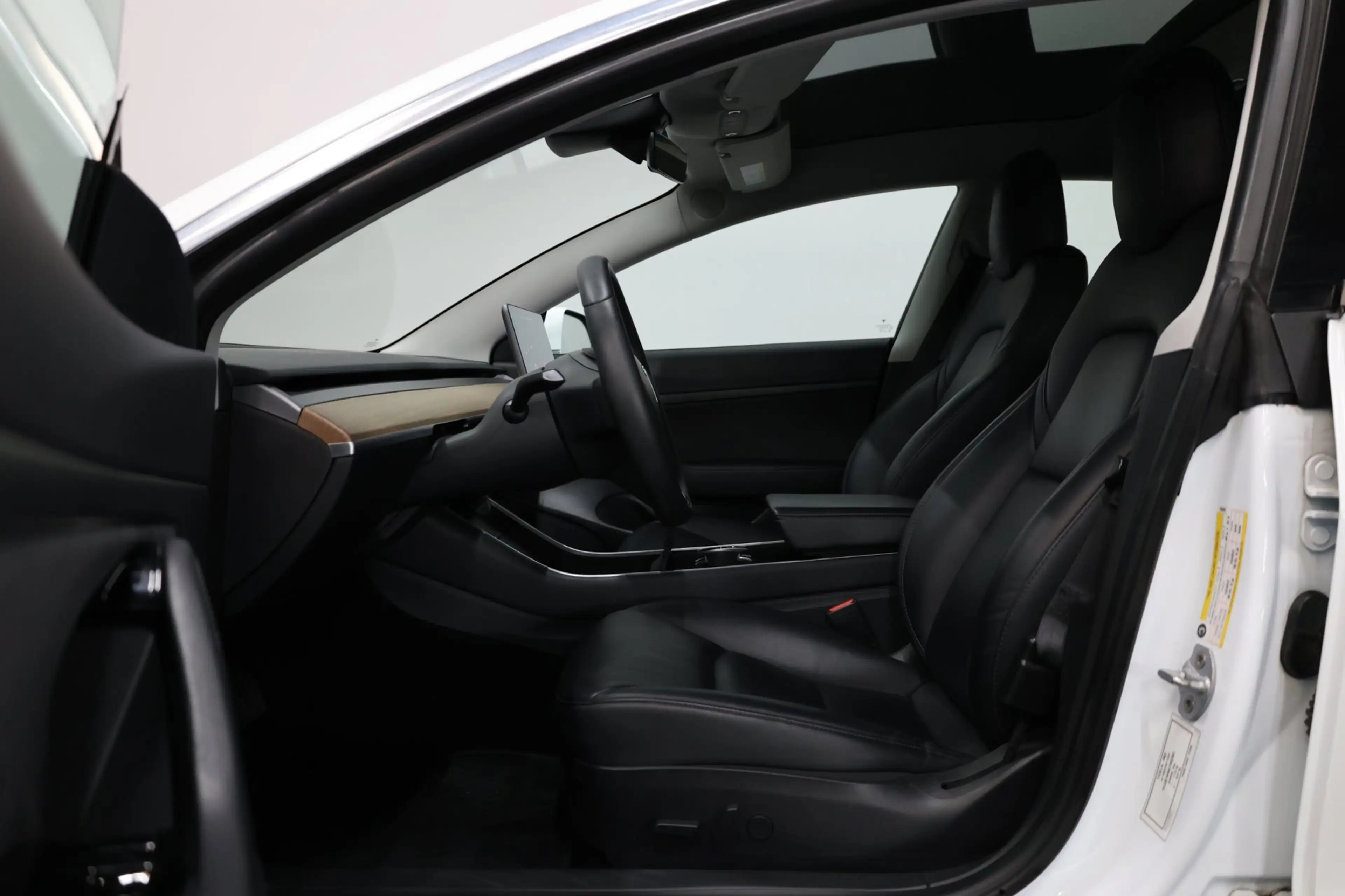 Tesla Model 3 Standard RWD Plus 60 kWh PANORAMADAK/LEER+S.VERWAR — photo 9