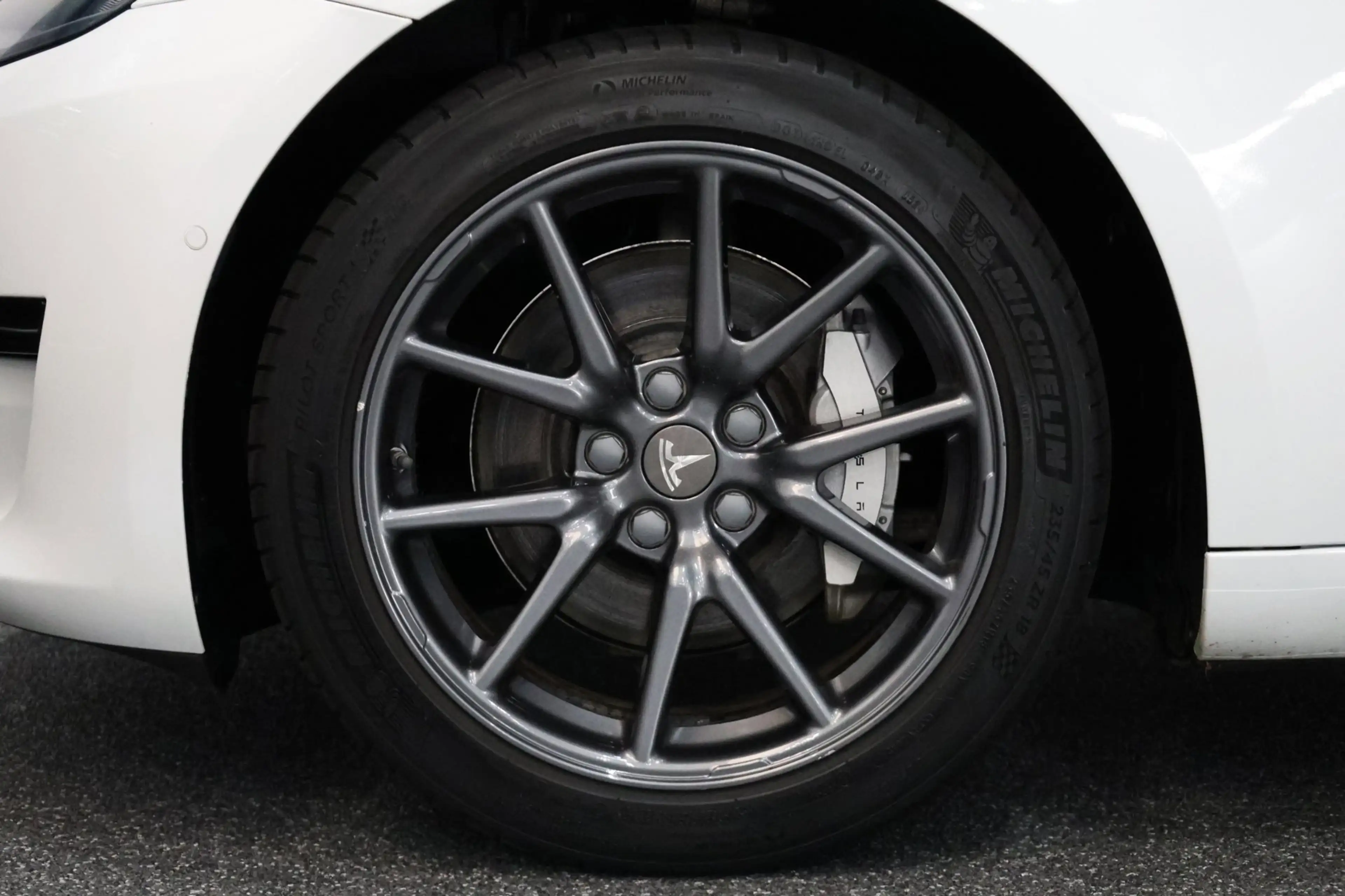 Tesla Model 3 Standard RWD Plus 60 kWh PANORAMADAK/LEER+S.VERWAR — photo 20