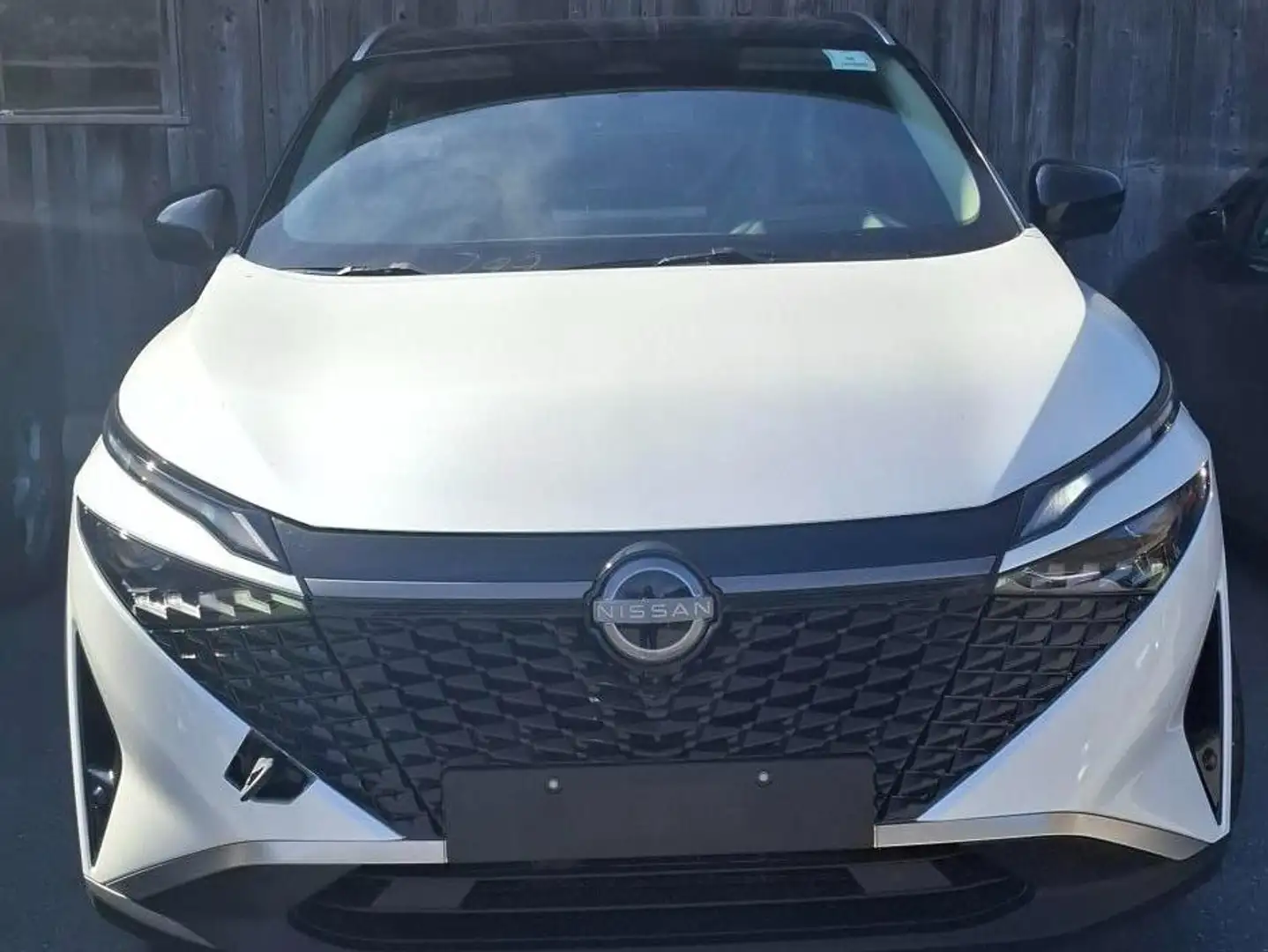 Nissan Qashqai 1,3 DIG-T MHEV 4x4 N-Connecta+ Xtronic N-Connecta+ Weiß - 1