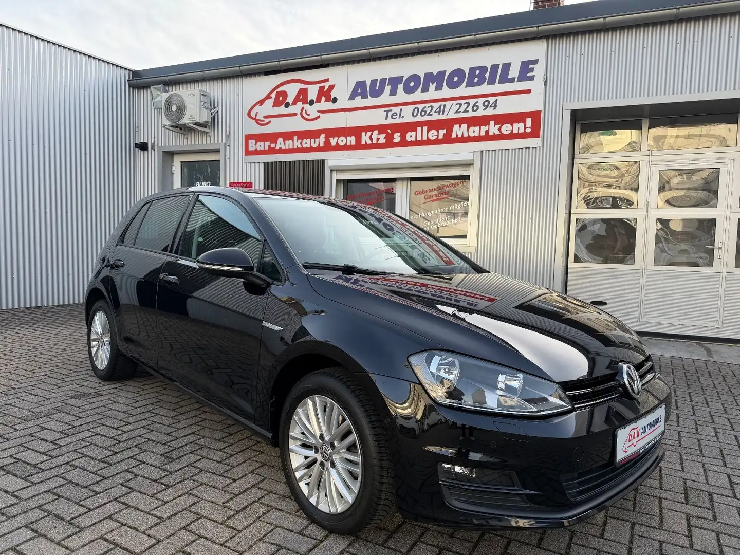 Volkswagen Golf VII Lim. Cup BMT 2.Hand+77TKM+PDC+Allwetter Noir - 1