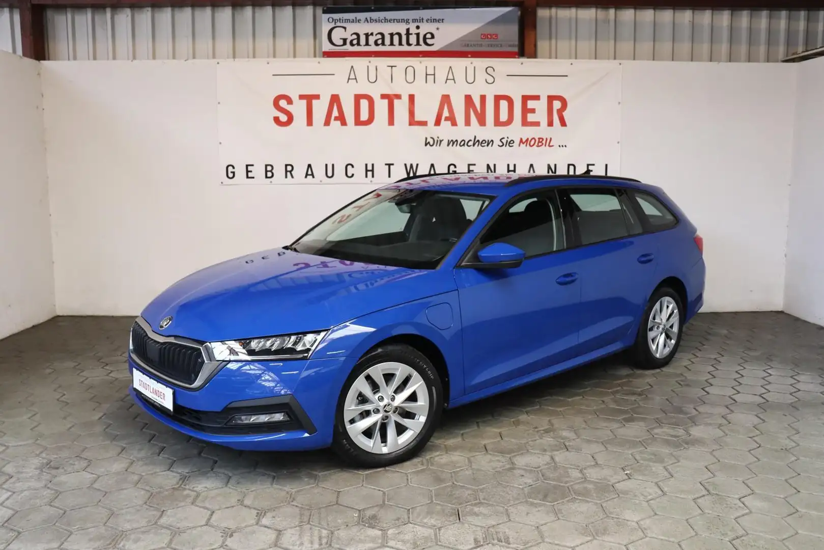 Skoda Octavia Combi Ambition iV NAVI*LED*VIRTUAL*SHZ Blau - 2