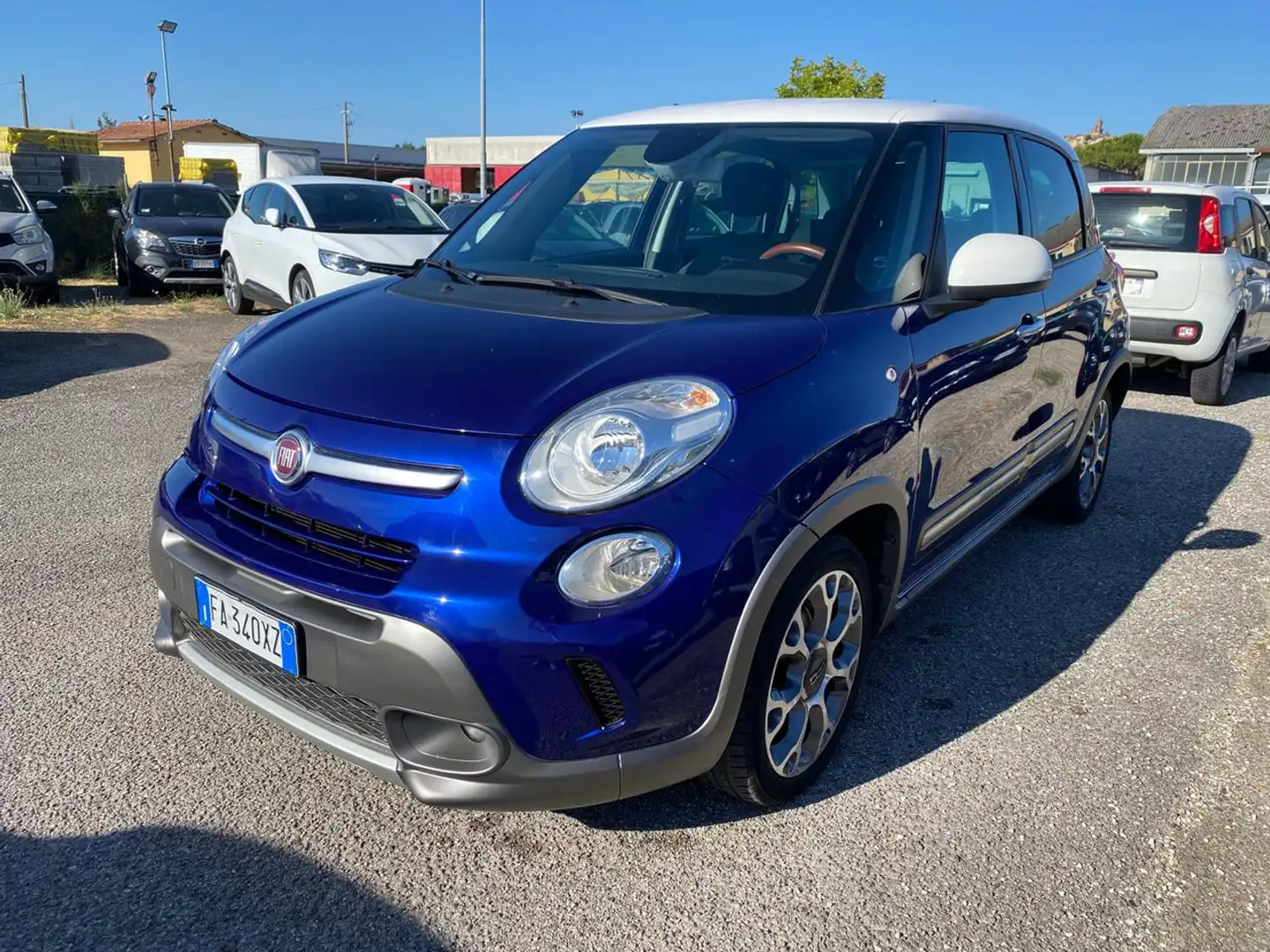 Fiat 500L 1.6 Multijet 120 CV Trekking Blu/Azzurro - 1