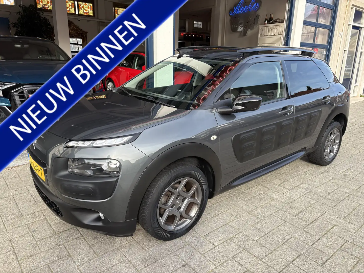 Citroen C4 Cactus 1.2 PureTech PANO/CAMERA/NAVI/DEALER OND. Grigio - 1
