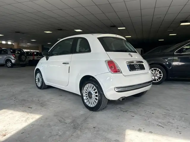 Fiat 500 view 2