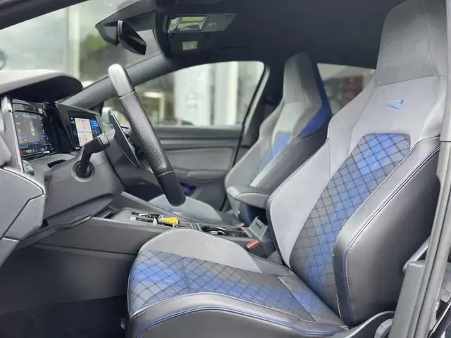 Volkswagen Golf view 7
