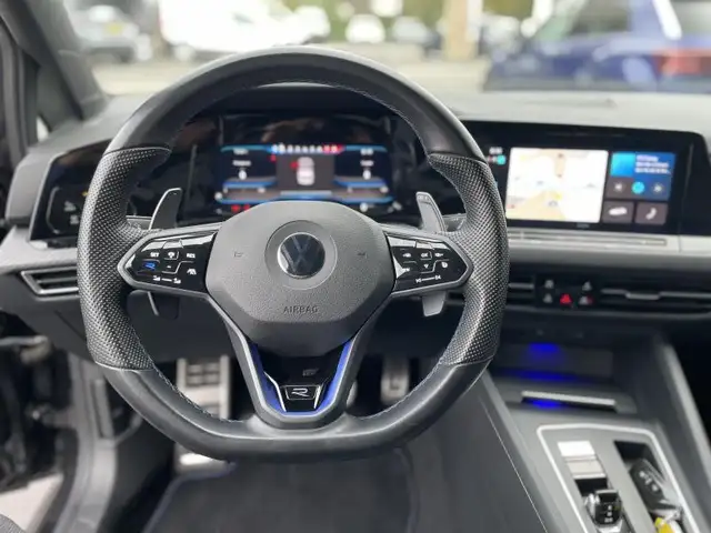Volkswagen Golf view 8