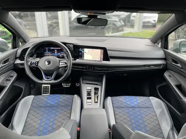 Volkswagen Golf view 12