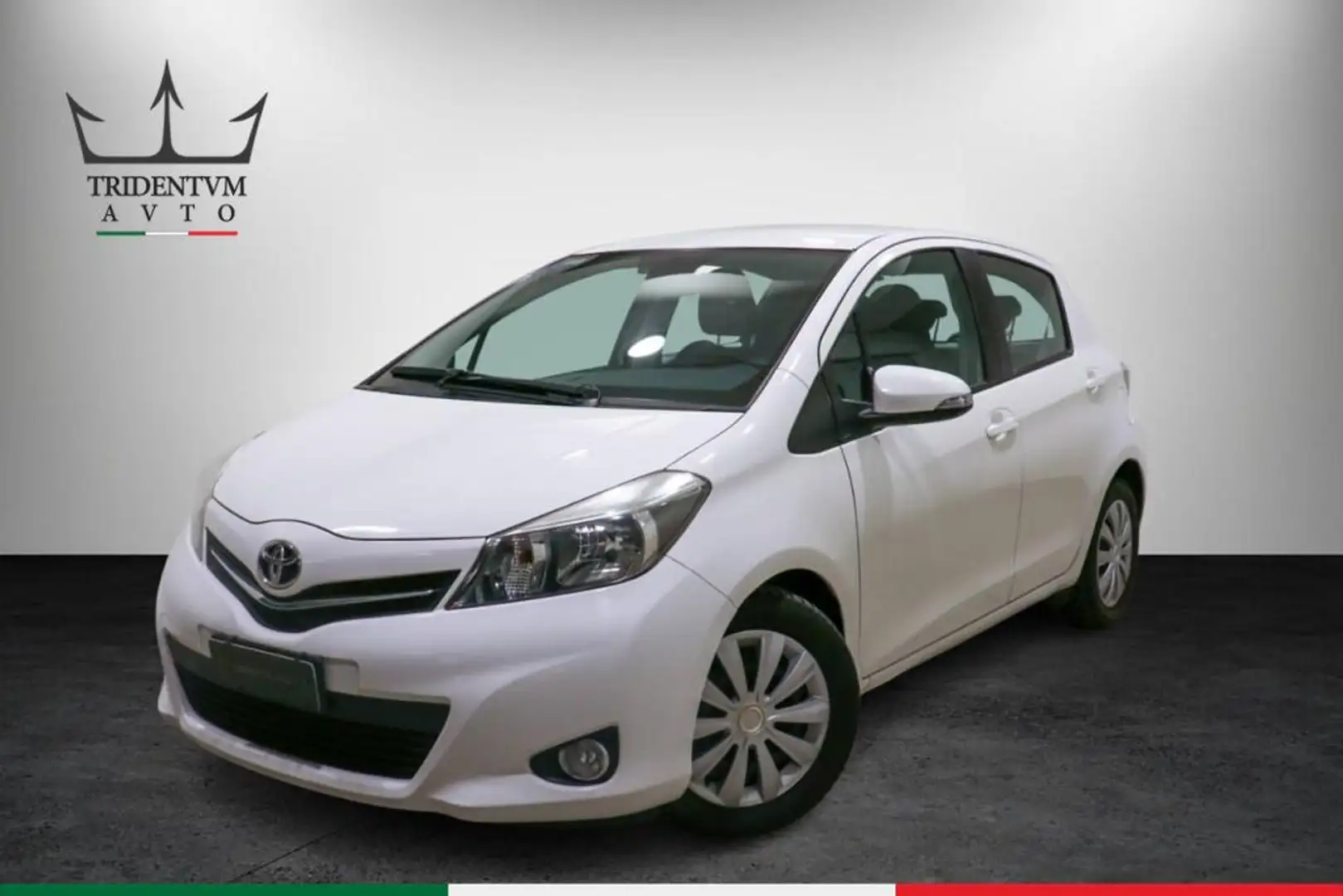 Toyota Yaris 1.4 d-4d Style 5p Bianco - 1