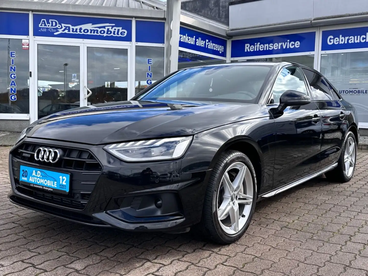 Audi A4 Lim. 45 TDI quattro advanced S-Line LED Schwarz - 1