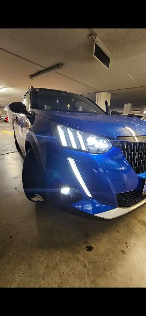Peugeot 2008 PureTech 130 EAT8 GT - 2