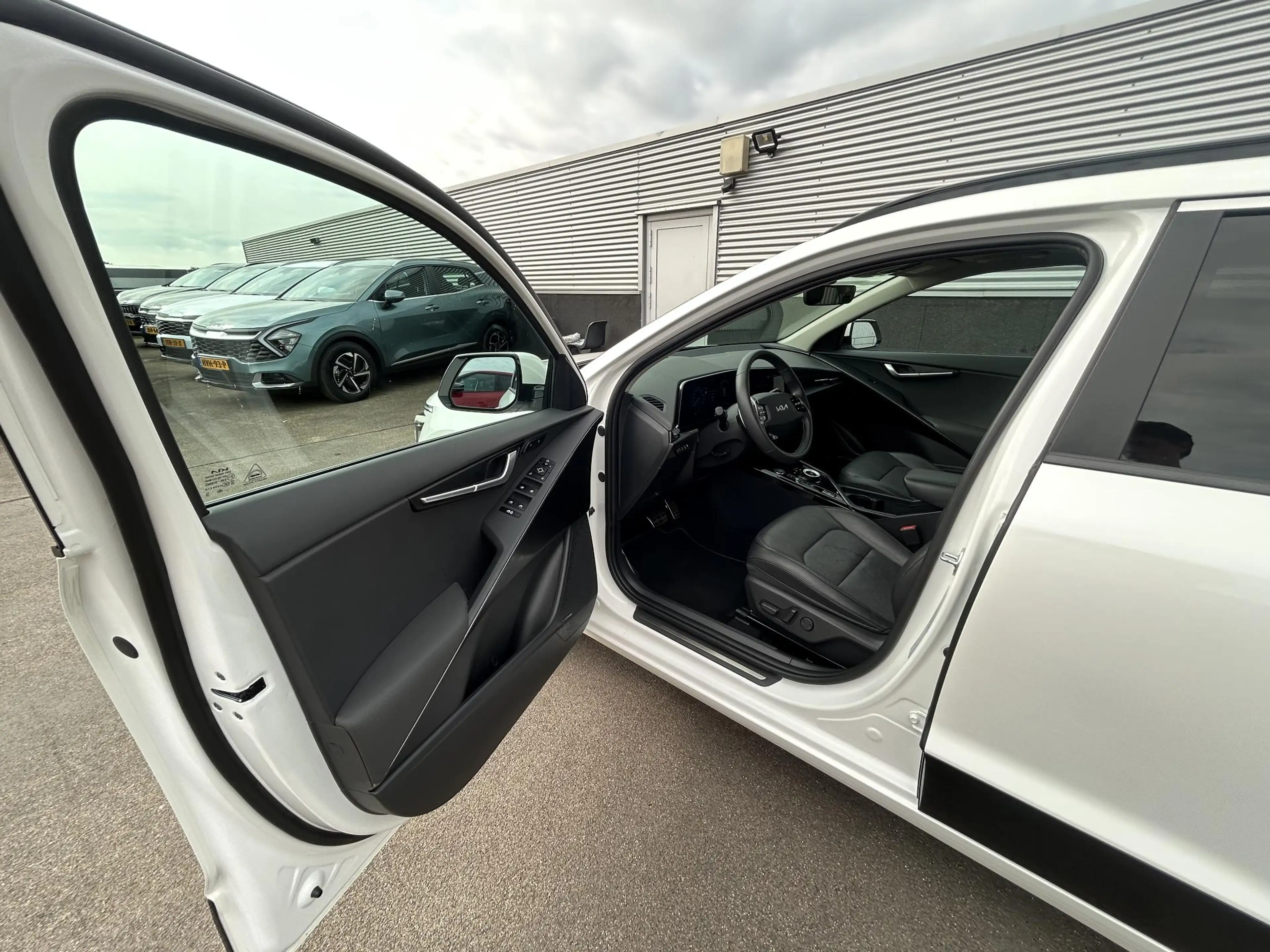 Kia Niro 1.6 GDi Hybrid ExecutiveLine Full Option! Nederlan — photo 15