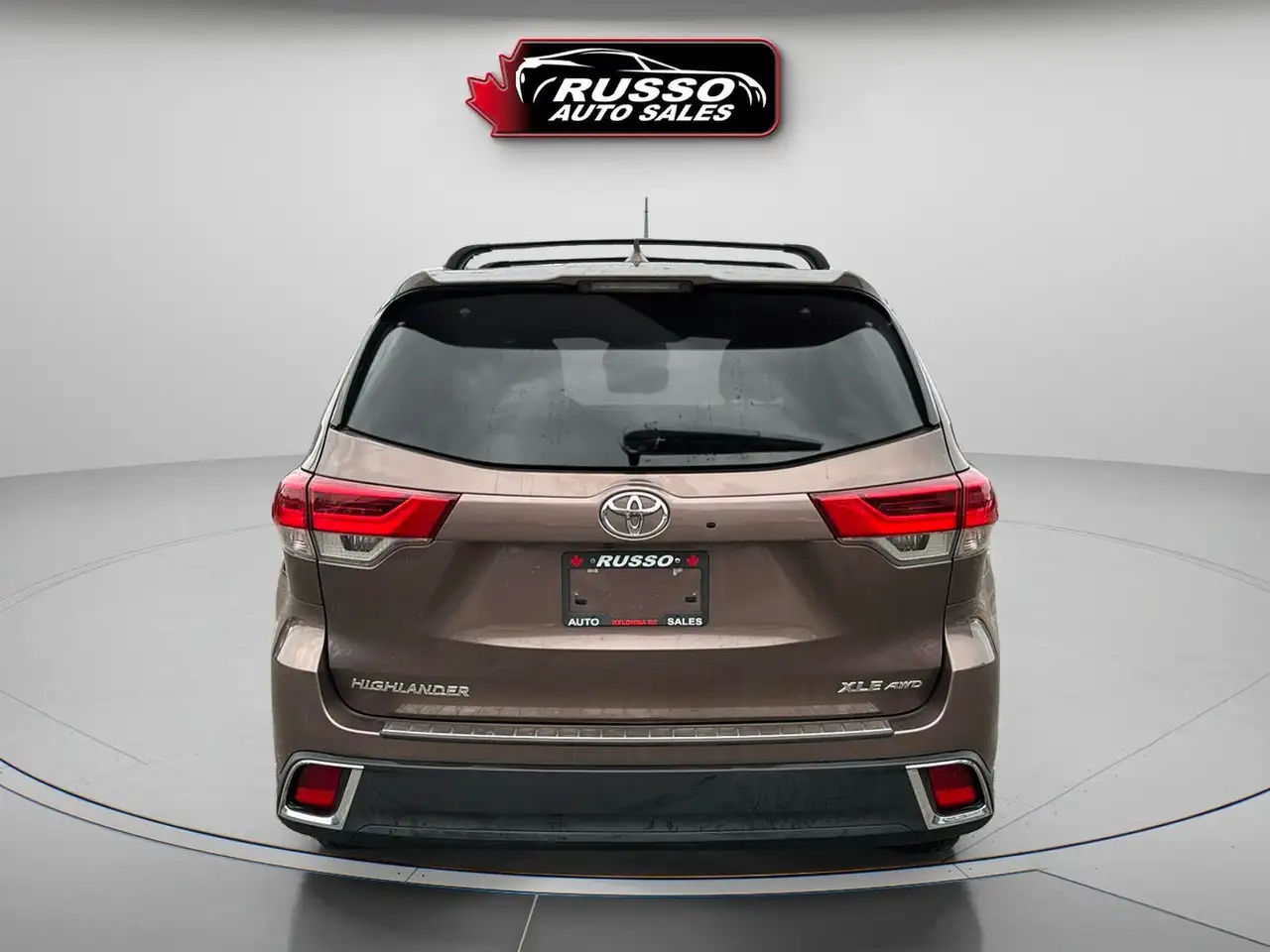 Toyota Highlander снимка Toyota Highlander