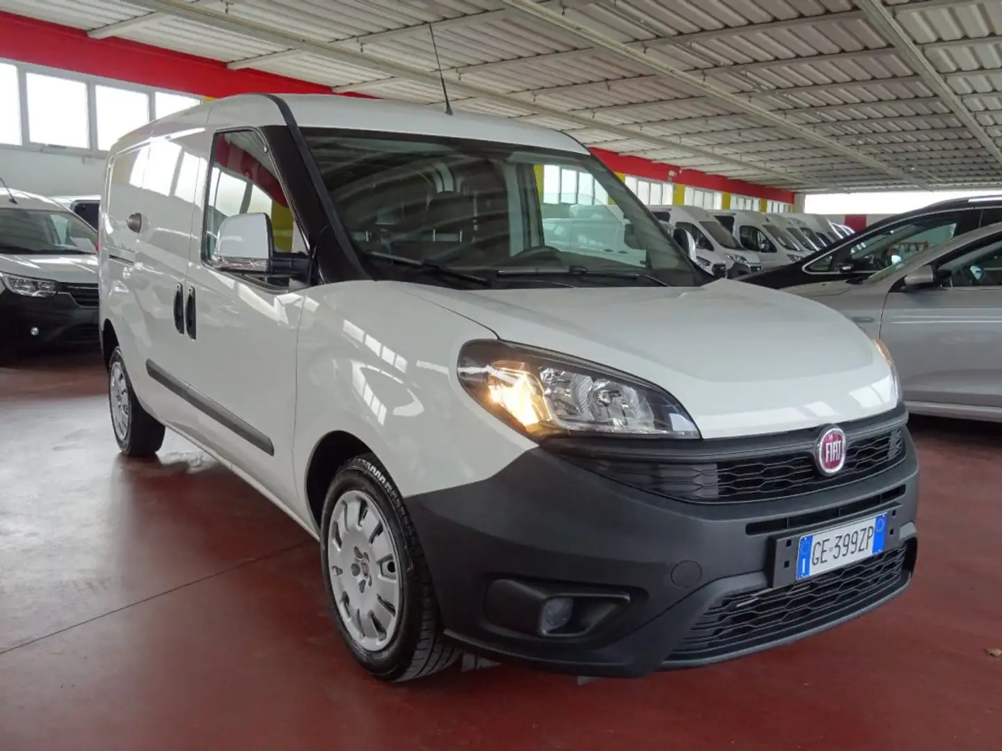 Fiat Doblo Doblò1.6 MJT105CV S&SPL-TN 3POSTI Maxi Business Bianco - 1
