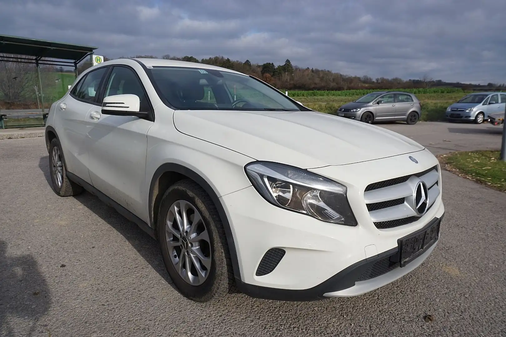 Mercedes-Benz GLA 200 CDI 4MATIC Aut. Blanc - 2