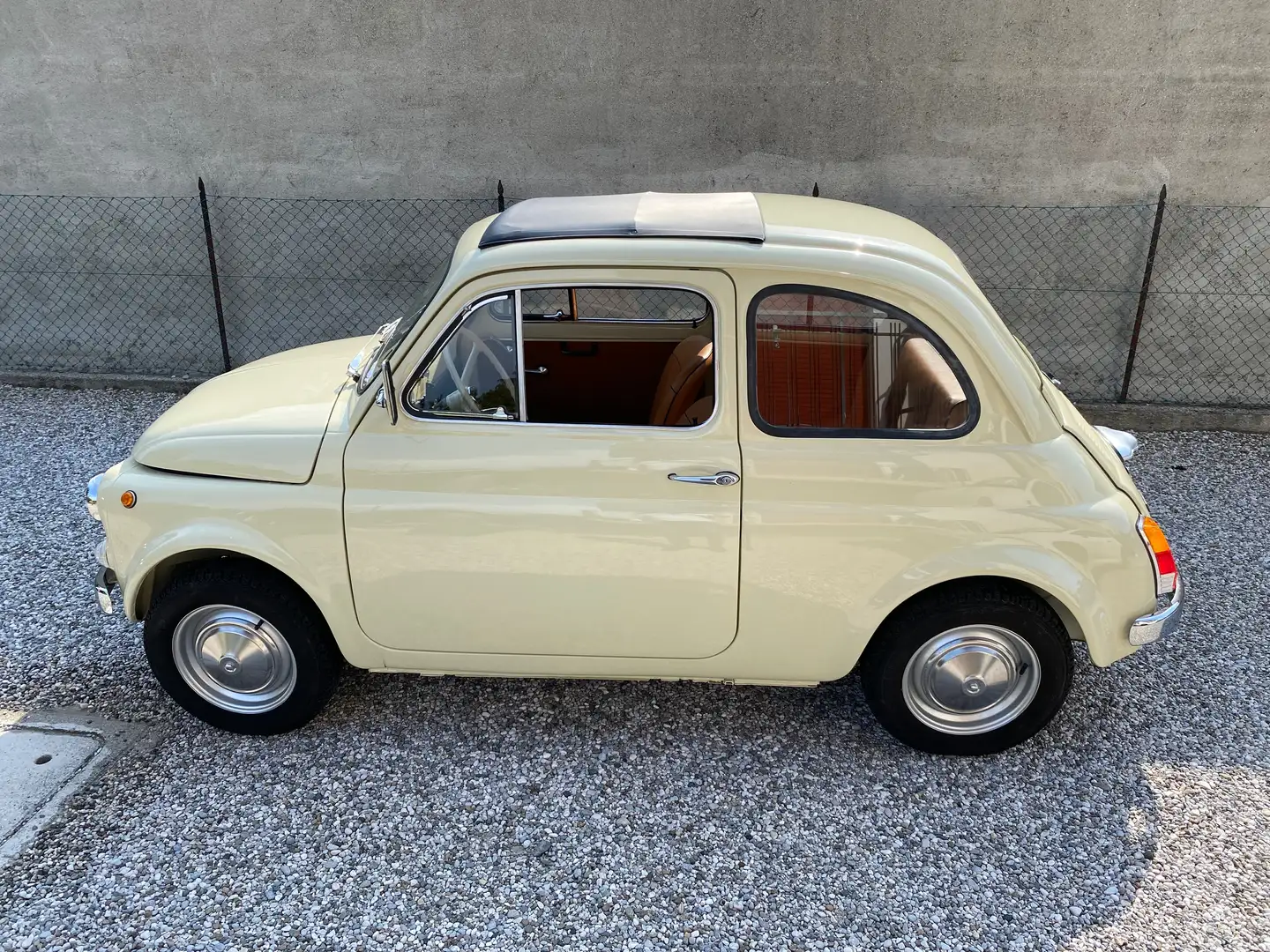Fiat 500 F Beige - 1